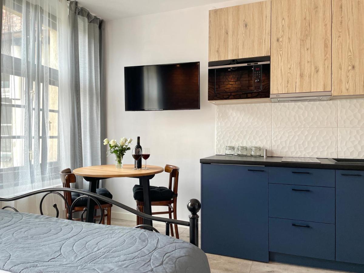 Copernicus Street Apartment - Broken Flowers And Twin Peaks Торунь Экстерьер фото