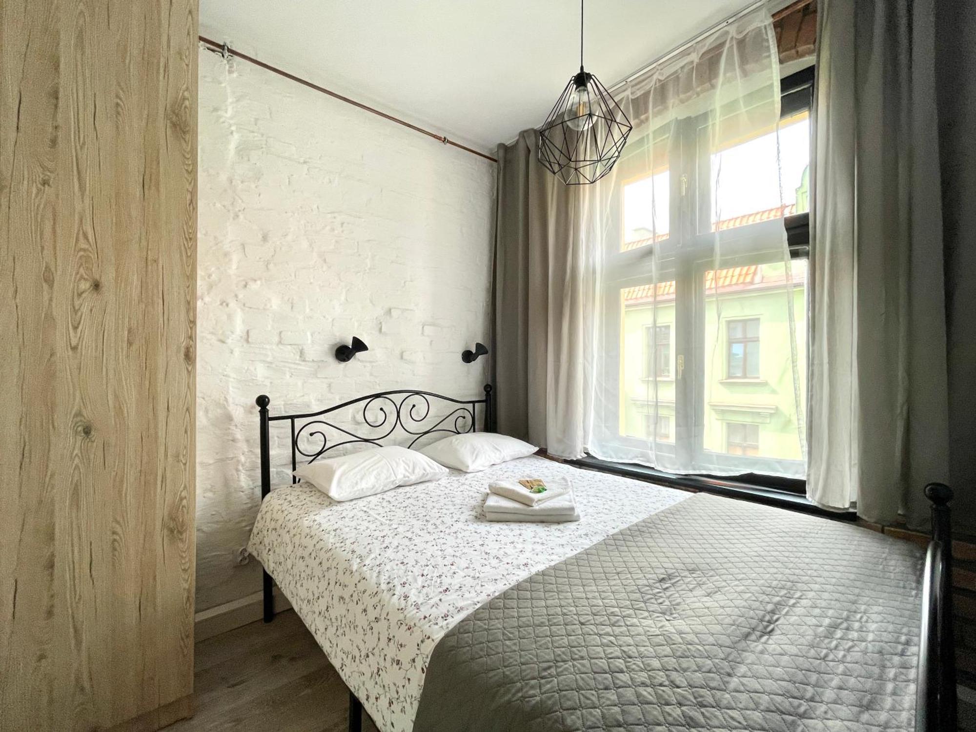 Copernicus Street Apartment - Broken Flowers And Twin Peaks Торунь Экстерьер фото